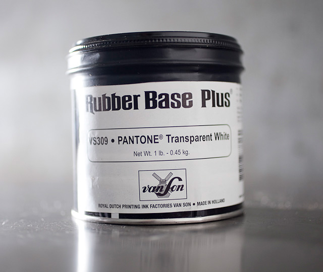 Pantone Transparent White (mixing white)