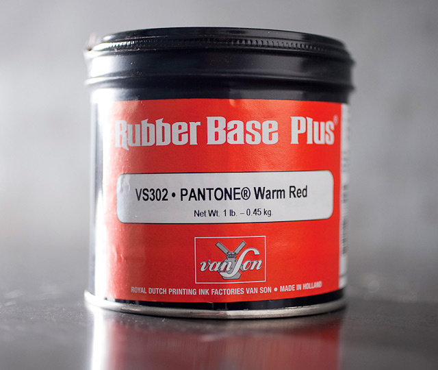 Pantone Warm Red - rubber base